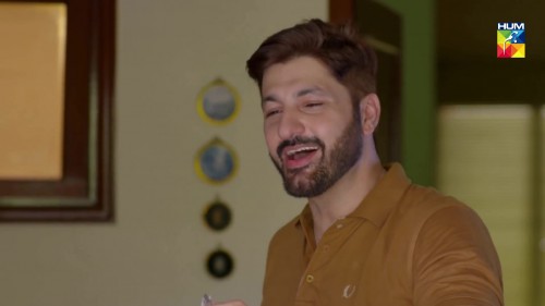 06.Left-Right-Left-_-HUM-TV-_-Telefilm.mp4-1.jpg