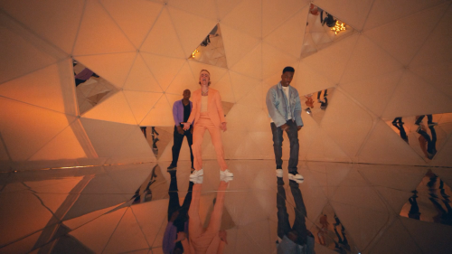 Justin-Bieber---Peaches-1080p-WebDL-h264-AVC-AAC2.0-DusIctv.mp4_20210319_195841.736.png