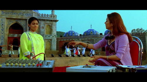 Fanaa-2006-1080p-BluRay-Remux-AVC-DTS-HDMA-5.1-DusIctv.mkv_20210518_222001.981.png