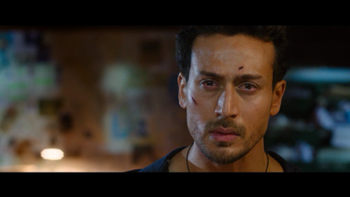 War-2019-1080p-BluRay-Remux-AVC-MultiAudio-TrueHD-7.1-DusIctv.mkv_20210519_152530.280.png