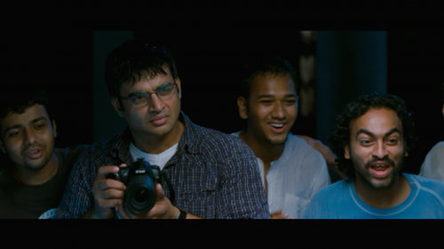3-Idiots-2009-1080p-Bluray-Remux-AVC-DTSHD-MA-5.1-DusIctv.mkv_20210529_200153.763.png