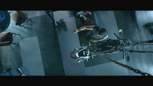 Dhoom-3-2013-1080p-Bluray-Remux-AVC-TrueHD-5.1-DusIctv.mkv_20210529_202722.430.png