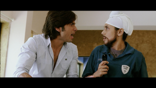 Dil-Bole-Hadippa-2009-1080p-Bluray-Remux-AVC-DTSHD-MA-5.1-DusIctv.mkv_20210529_203529.946.png