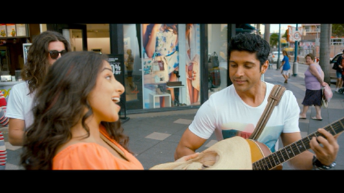 Shaadi-Ke-Side-Effects-2014-1080p-Bluray-Remux-AVC-DTSHD-MA-7.1-DusIct.mkv_20210529_204513.940.png