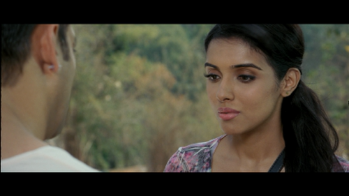 Ready-2011-1080p-BlurayRemux-AVC-DTSHD-MA-5.1-DusIctv.mkv_20210627_130237.3953d1a8d191378b45e.png