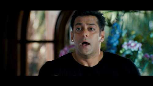 Ready-2011-1080p-BlurayRemux-AVC-DTSHD-MA-5.1-DusIctv.mkv_20210627_130308.568d41bfeb0870c1d27.png