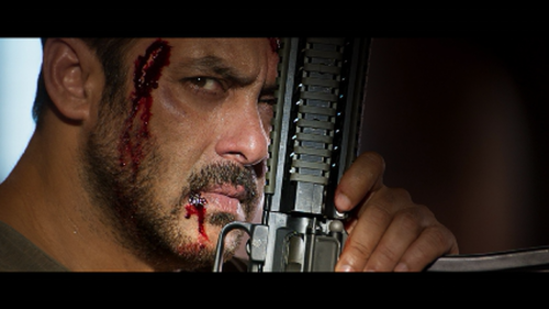 Tiger-Zinda-Hai-2017-1080p-BlurayRemux-AVC-TrueHD-Atmos-7.1DusIctv.mkv_20210715_130654.564286017b2b13ec13f.png