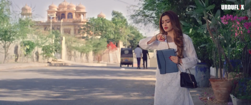 Chaudhry-2022.Urdu.1080p.WEB-DL.AAC.2.0.x264.DUS-IcTv.mkv_snapshot_01.36.55.731.png