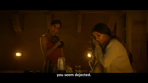 Saas.Bahu.Aur.Flamingo.S01E01.Homecoming.2160p.HS.WEB-DL.DDP5.1.H.265-DUS-IcTv.mkv_snapshot_19.30.000.png
