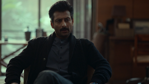Aarya.S03E01.Kahani.Abhi.Khatam.Nahi.Hui.Hain.1080p.HS.WEB-DL.Multi.DDP5.1.Atmos.H.264-DUS-IcTv.mkv_snapshot_17.48.000.png