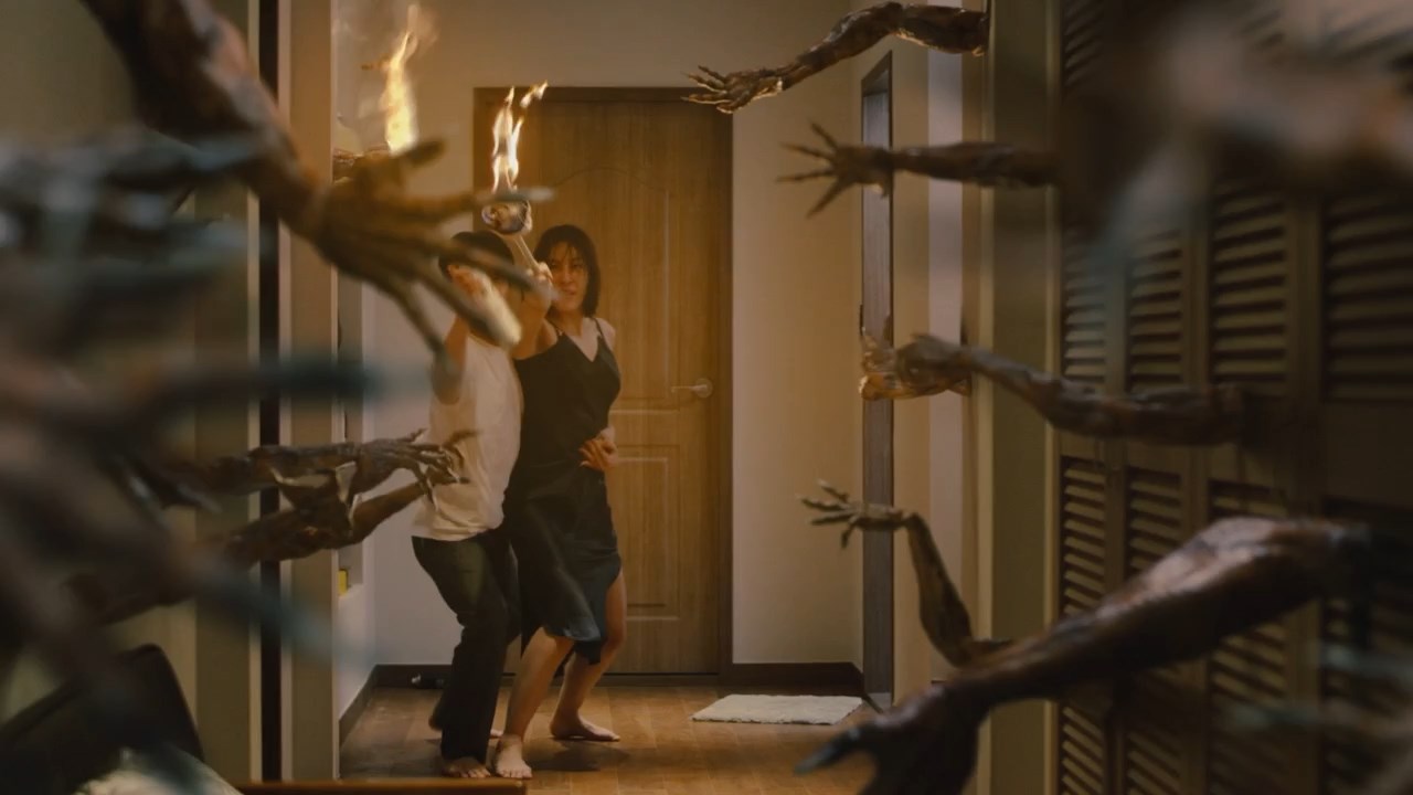 The-Hand-2023-Telugu-Dubbed-Movie-Screen-Shot-5.jpeg