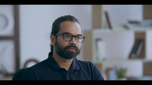 Bharat.Fintech.Story.S01E03.PayNearby.1080p.HS.WEB-DL.AAC2.0.x264-DUS.mkv_20240830_180049.651.png