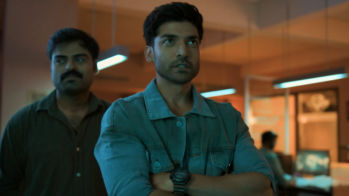 Commander.Karan.Saxena.S01E03.Tere.Sheher.Mein.1080p.HS.WEB-DL.AAC2.0.x264-DUS.mkv_20240830_180654.346.png