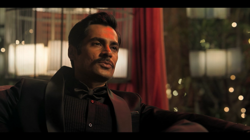 Qaatil.Kaun.S01E04.Death.is.a.New.Beginning.720p.HS.WEB-DL.AAC2.0.x264-DUS.mkv_20240830_181354.874.png