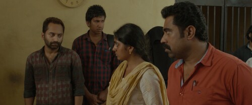 Thondimuthalum.Driksakshiyum.2017.1080p.BluRay.DTS.5.1.x264-Octarine.mkv_snapshot_00.29.40.875.jpg