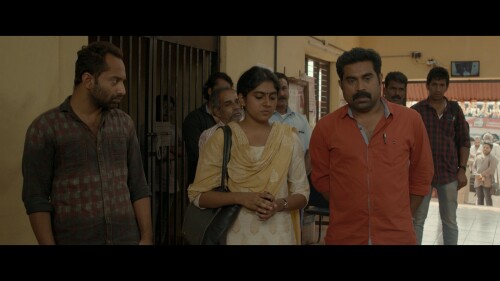 Thondimuthalum-Driksakshiyum-2017-1080p-Blu-ray-Remux-AVC-DTS-MA-5.1-kysrze.mkv_snapshot_00.26.05.167.jpg