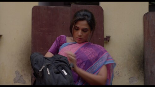 Masaan.2015.1080p.Blu-ray.Remux.AVC.DTS-HD.MA.5.1.KRaLiMaRKo.mkv_snapshot_00.02.26.146.jpg