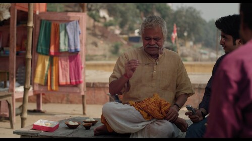 Masaan.2015.1080p.Blu-ray.Remux.AVC.DTS-HD.MA.5.1.KRaLiMaRKo.mkv_snapshot_00.11.19.679.jpg