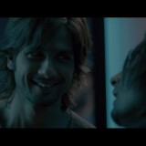 Kaminey-2009-1080p-BluRay-Remux-AVC-DTS-MA-5.1---Kysrze.mkv_snapshot_00.54.25.875