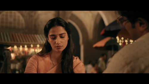 Lucky-Baskhar-2024-1080P-NF-WEB-DL-VP9-DDP5.1-HINTELTAMKANMAL-ESUB-SHB931.mkv_20250321_233846.258.png