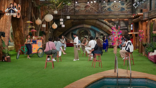 Bigg-Boss.2025.S19E51.Day.50.1080p.WEB-DL.H.264.AAC.2.0-JA.mkv_screenshot_07.png