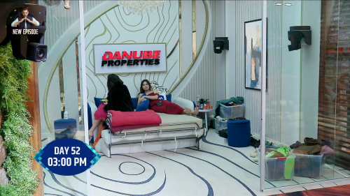 Bigg-Boss.2025.S19E53.Day.52.1080p.WEB-DL.H.264.AAC.2.0-JA.mkv_screenshot_07.png