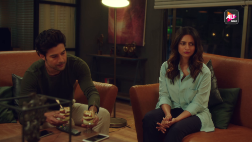 Coldd.Lassi.Aur.Chicken.Masala.2019.S01E05.1080p.WEB-DL.H.264.AAC.2.0-JA.mkv_screenshot_06.png