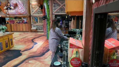 Bigg-Boss.2025.S19E59.Day.58.1080p.WEB-DL.H.264.AAC.2.0-JA.mkv_screenshot_07.png