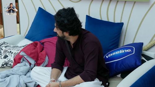 Bigg-Boss.2025.S19E60.Day.59.1080p.WEB-DL.H.264.AAC.2.0-JA.mkv_screenshot_04.png