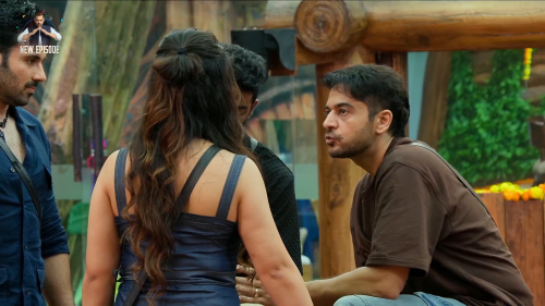 Bigg-Boss.2025.S19E62.Day.61.1080p.WEB-DL.H.264.AAC.2.0-JA.mkv_screenshot_01.png