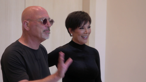 The.Kardashians.2025.S04E07.1080p.WEB-DL.H.265.DDP.5.1-JA.mkv_screenshot_05.png