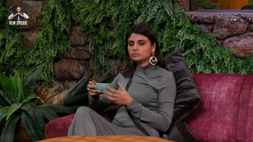 Bigg-Boss.2025.S19E83.Day.82.1080p.WEB-DL.H.264.AAC.2.0-JA.mkv_screenshot_01.png