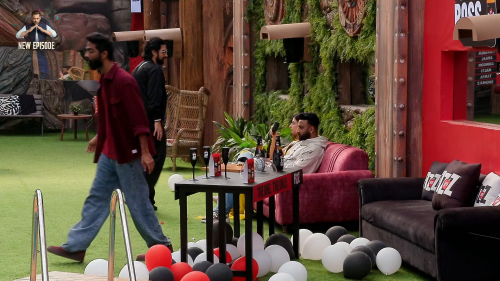 Bigg-Boss.2025.S19E97.Day.96.1080p.WEB-DL.H.264.AAC.2.0-JA-.mkv_screenshot_07.png