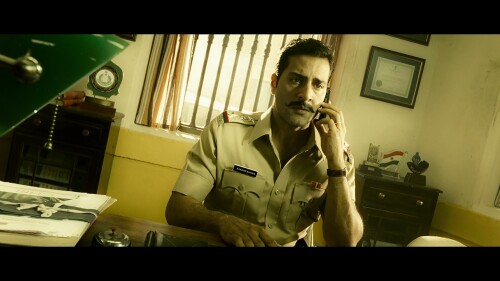 Singham-2011-HINDI-1080P-NF-WEB-DL-H264-DDP5.1-ESUB-SHB931.mkv_20260303_183132.820.jpg