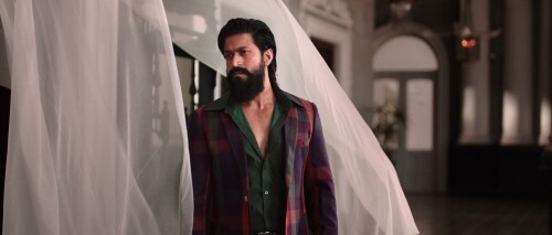 KGF-aka-K.G.F-CHAPTER-2-2022-HINDI-1080P-AMZN-WEB-DL-H264-DDP5.1-ESUB-SHB931.mkv_20260402_004513.352.jpg
